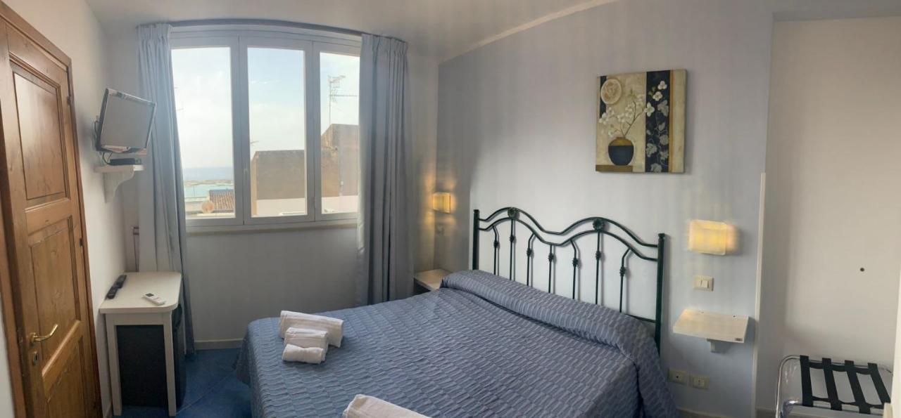 Badia Rooms & Breakfast Castellammare del Golfo Ngoại thất bức ảnh