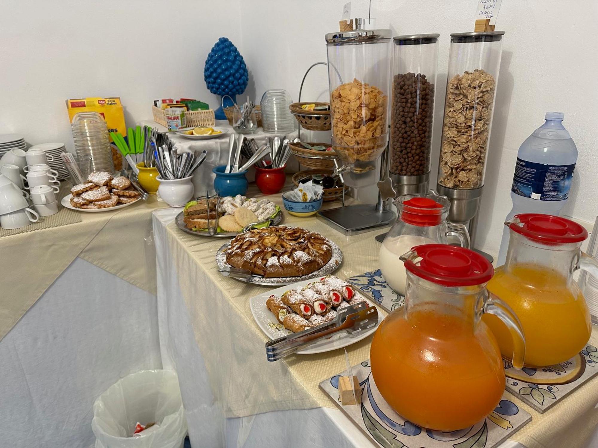 Badia Rooms & Breakfast Castellammare del Golfo Ngoại thất bức ảnh